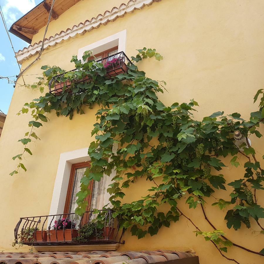 Scaccia Pensieri Βίλα Cerchio Εξωτερικό φωτογραφία